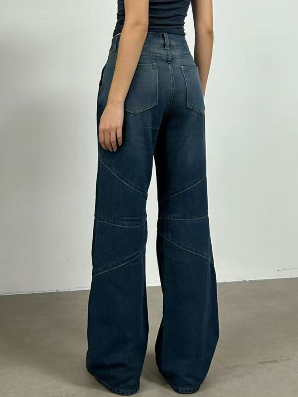 Vintage Wash Wide Leg Jeans (3)