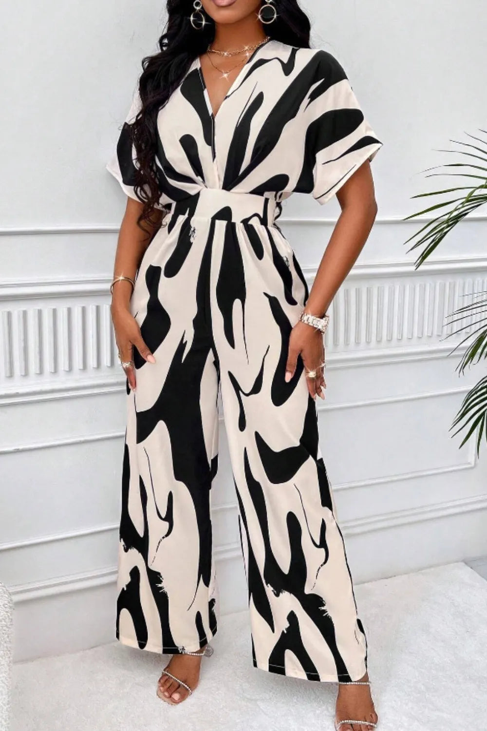Printed V-neck Short Sleeve Wide Leg Jumpsuit (4)