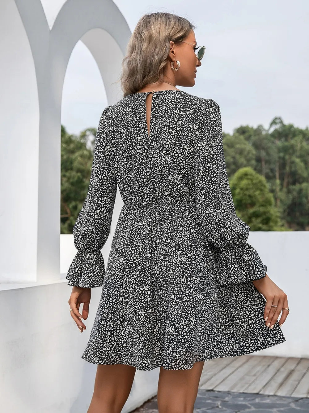 Decorative Button V-neck Flounce Sleeve Dress (9)