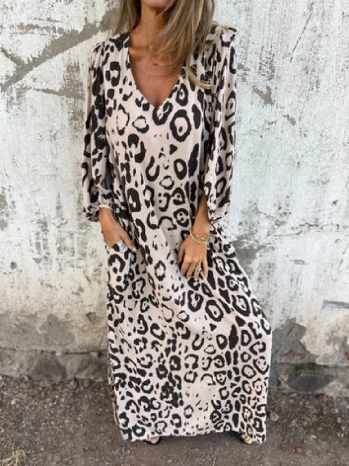 Full Size Printed V-neck Dress Pockets Plus (32)