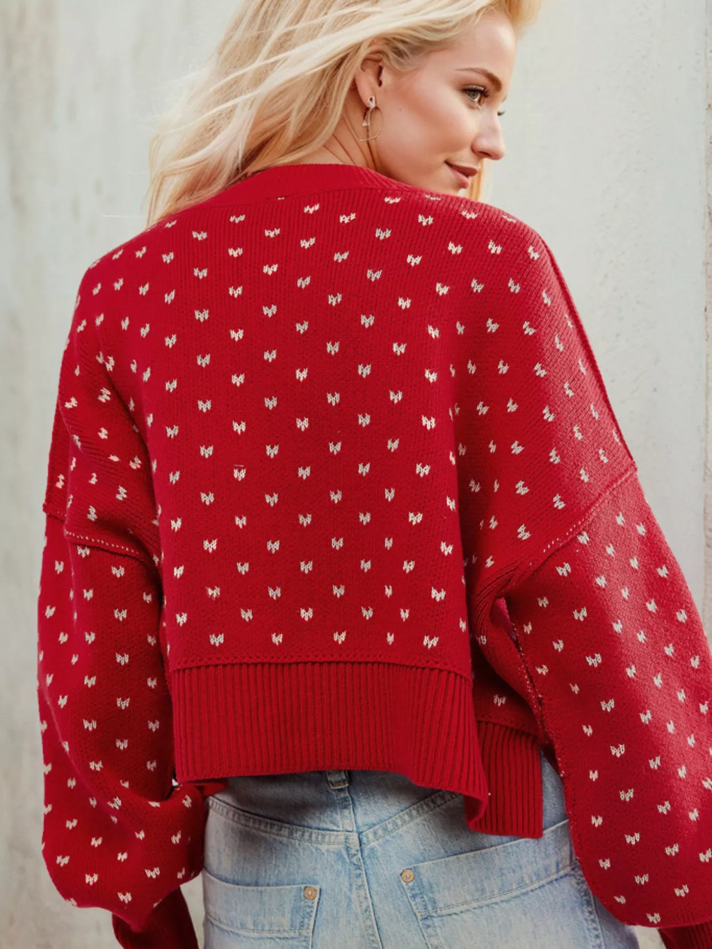 Heart-patterned Round Neck Sweater (9)