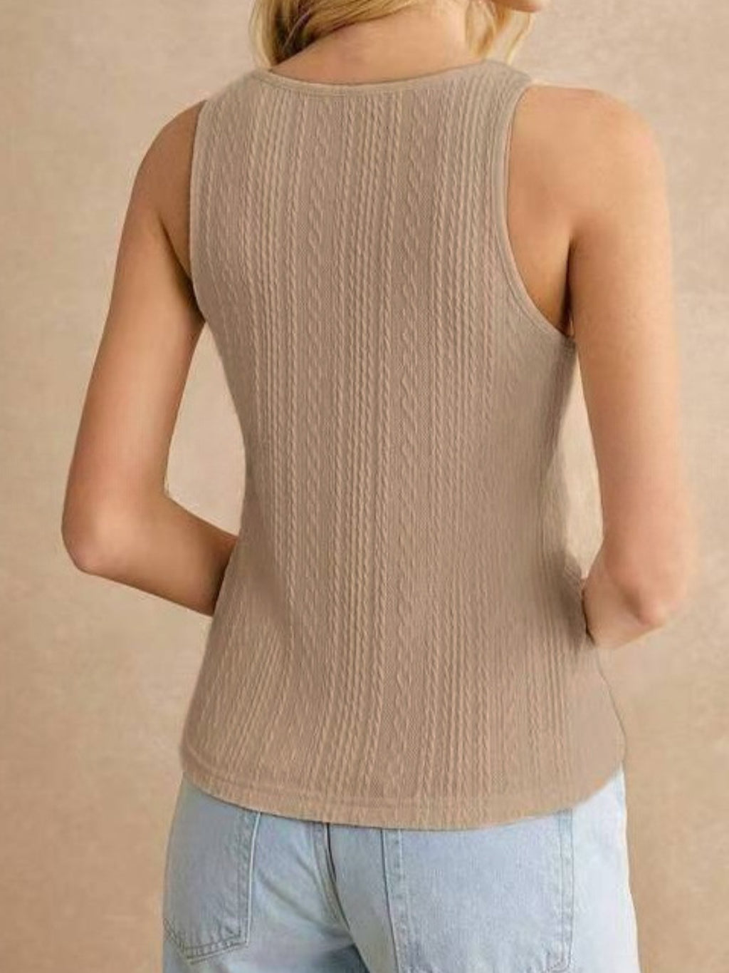 Textured Knit Scoop Neck Tank (9)