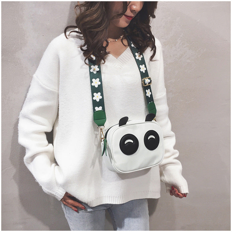 Panda Shoulder Bag photo 1