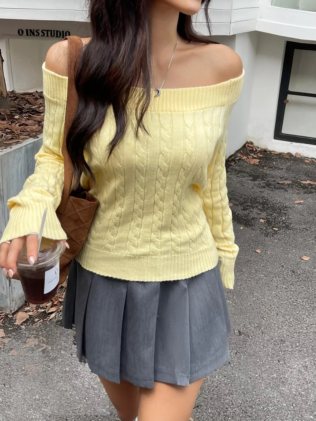 Off-shoulder Cable Knit Sweater (6)
