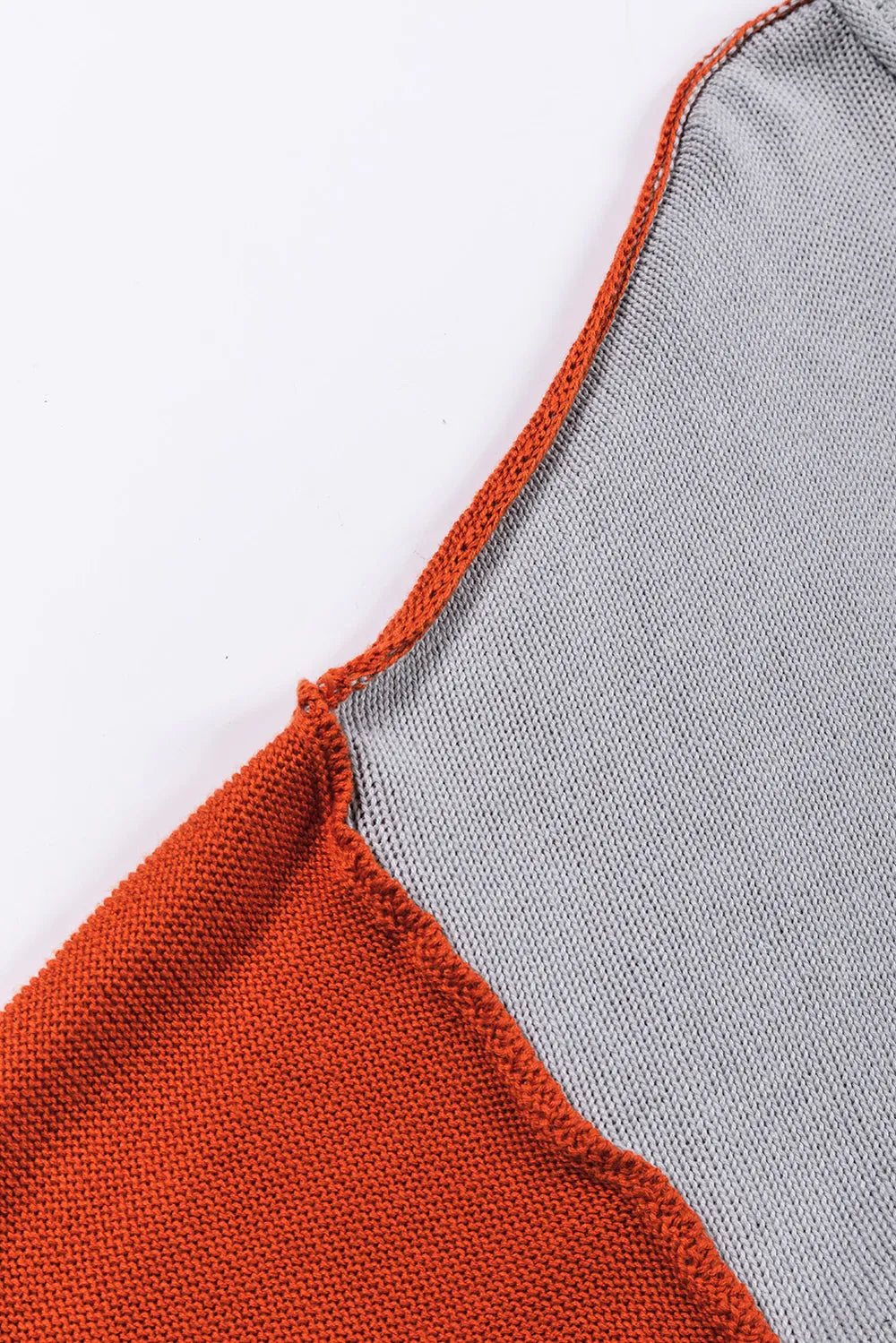 Contrast Round Neck Dropped Shoulder Sweater (19)