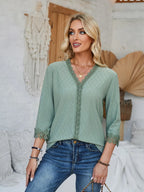 Lace Detail V-neck Three-quarter Sleeve Blouse (7)