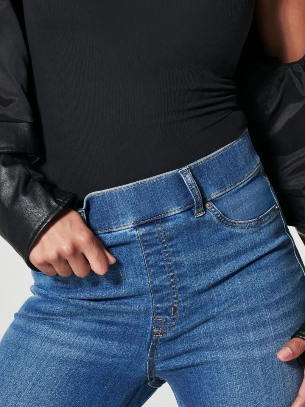 Full Size High-waisted Flare Jeans Plus (6)