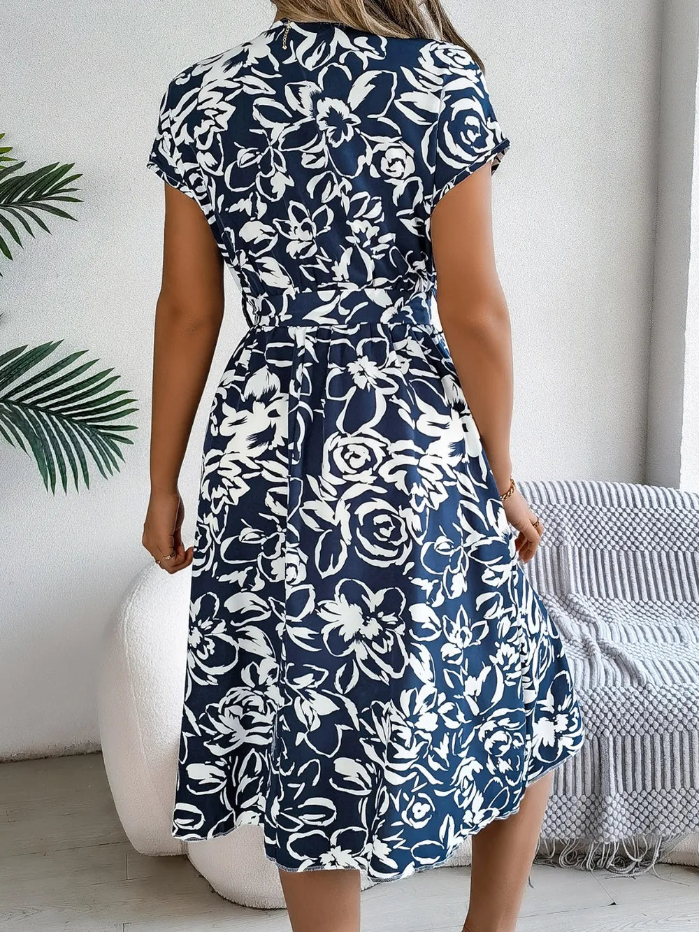 Printed V-neck Short Sleeve Dress (16)