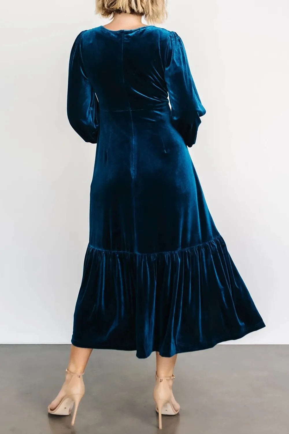 V-neck Long Sleeve Midi Velvet Dress (5)