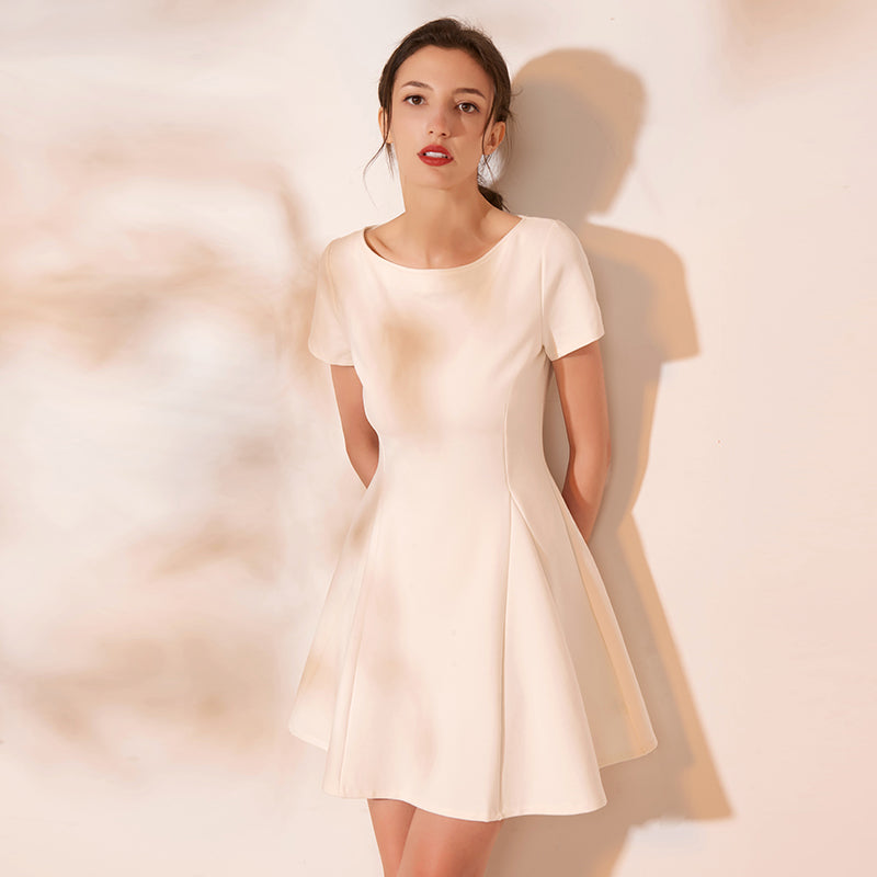 Short Short Sleeve Dress photo 3