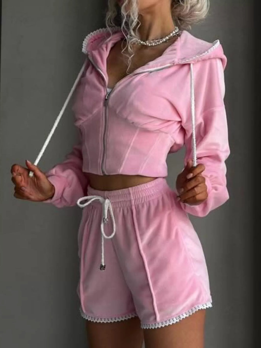 Zip Up Hooded Outerwear Shorts Set (19)
