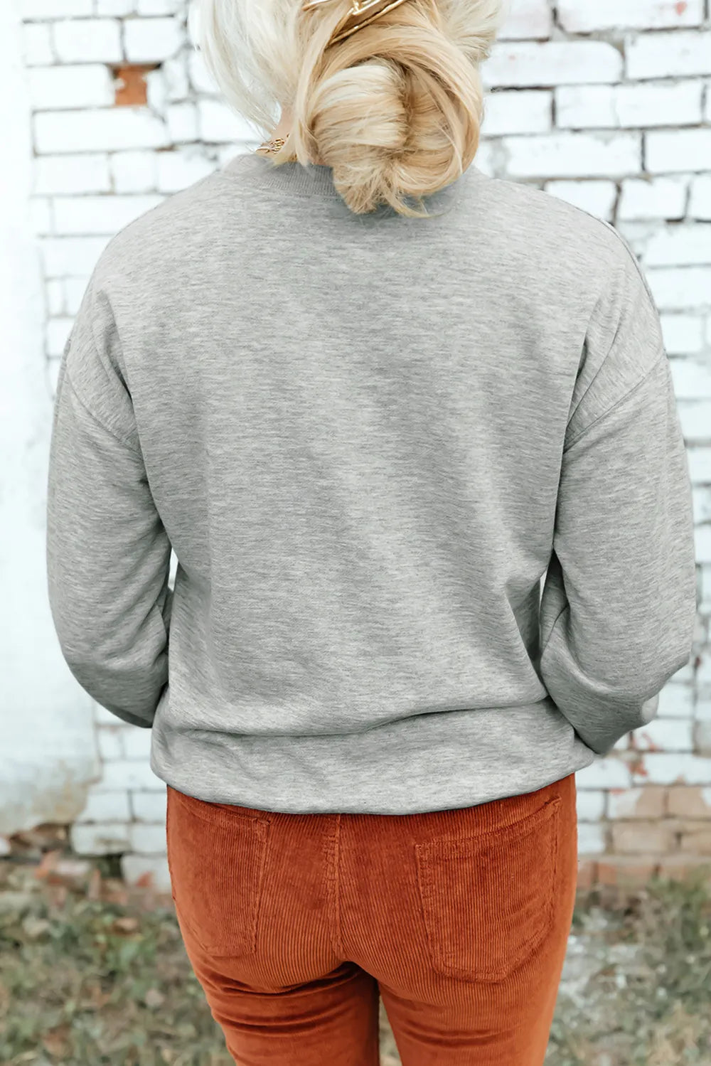 Round Neck Dropped Shoulder Sweatshirt (11)