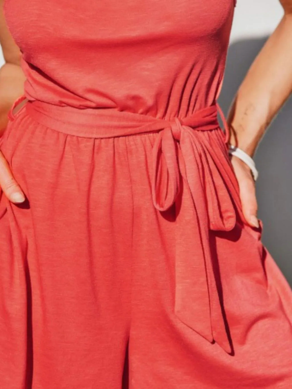Single Shoulder Tie Waist Romper (5)