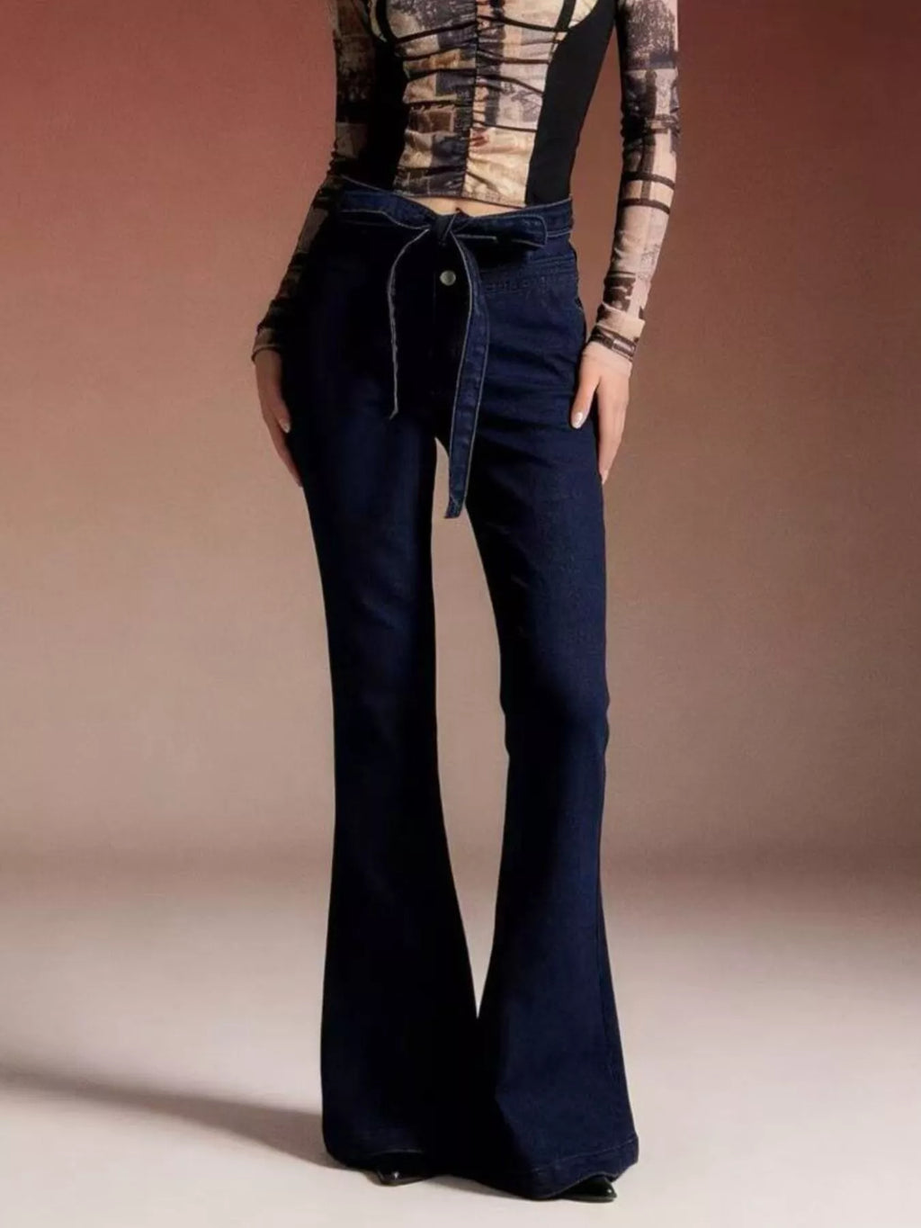 Bow-tie High-waisted Flare Jeans (14)
