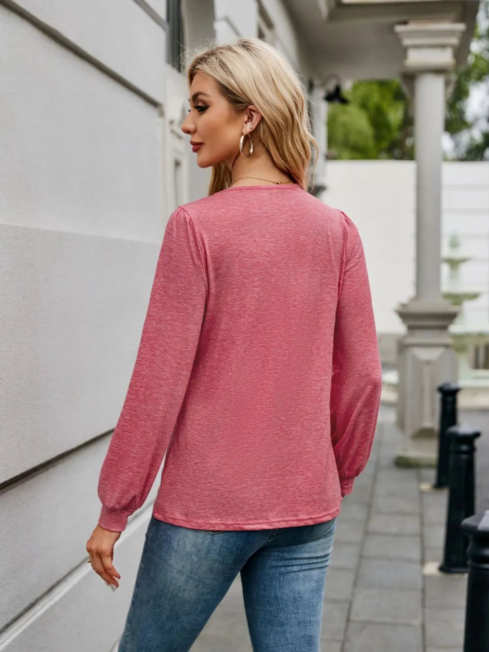 V-neck Long Sleeve T-shirt (2)