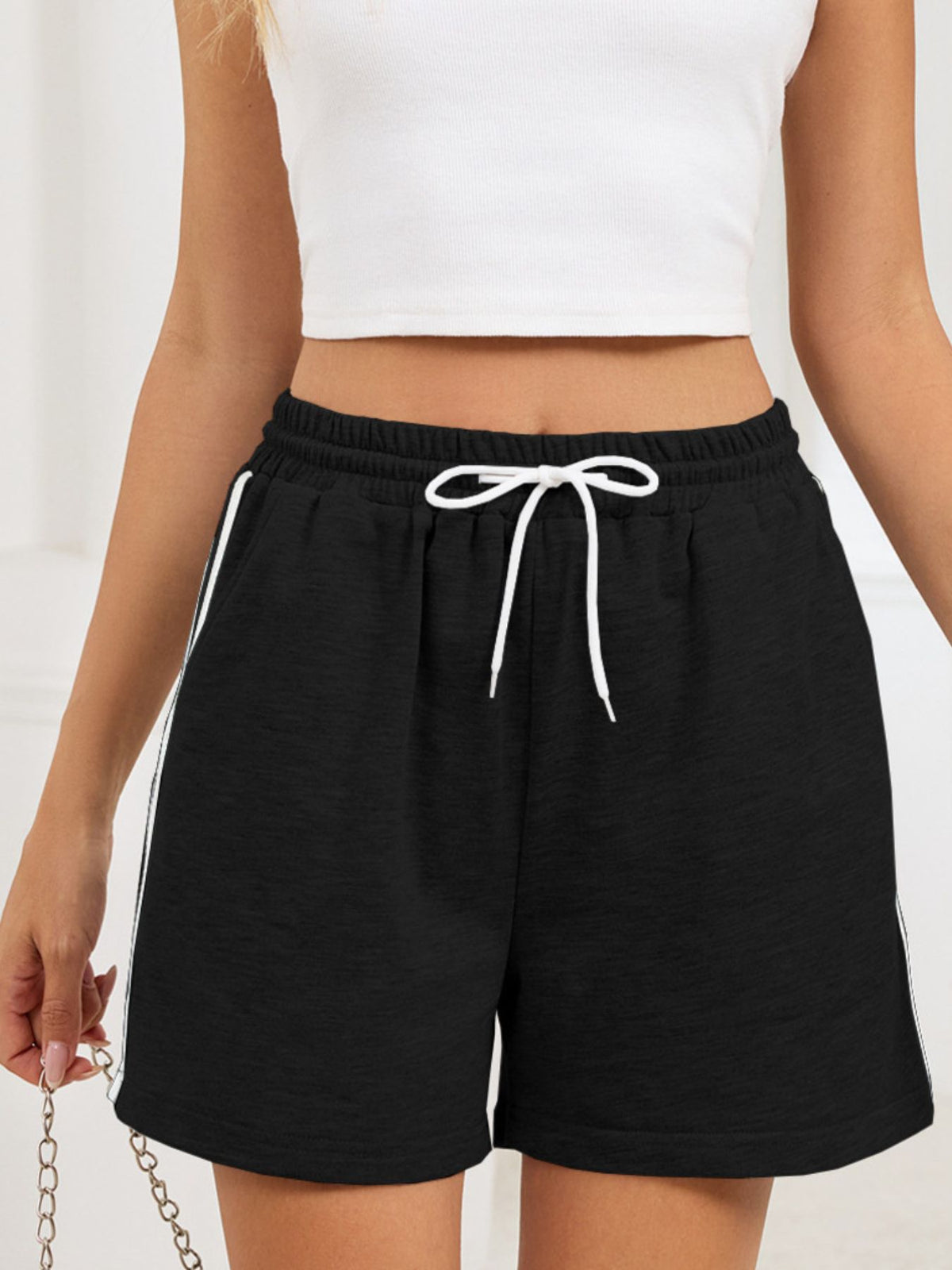 Striped Trim Drawstring Shorts (10)