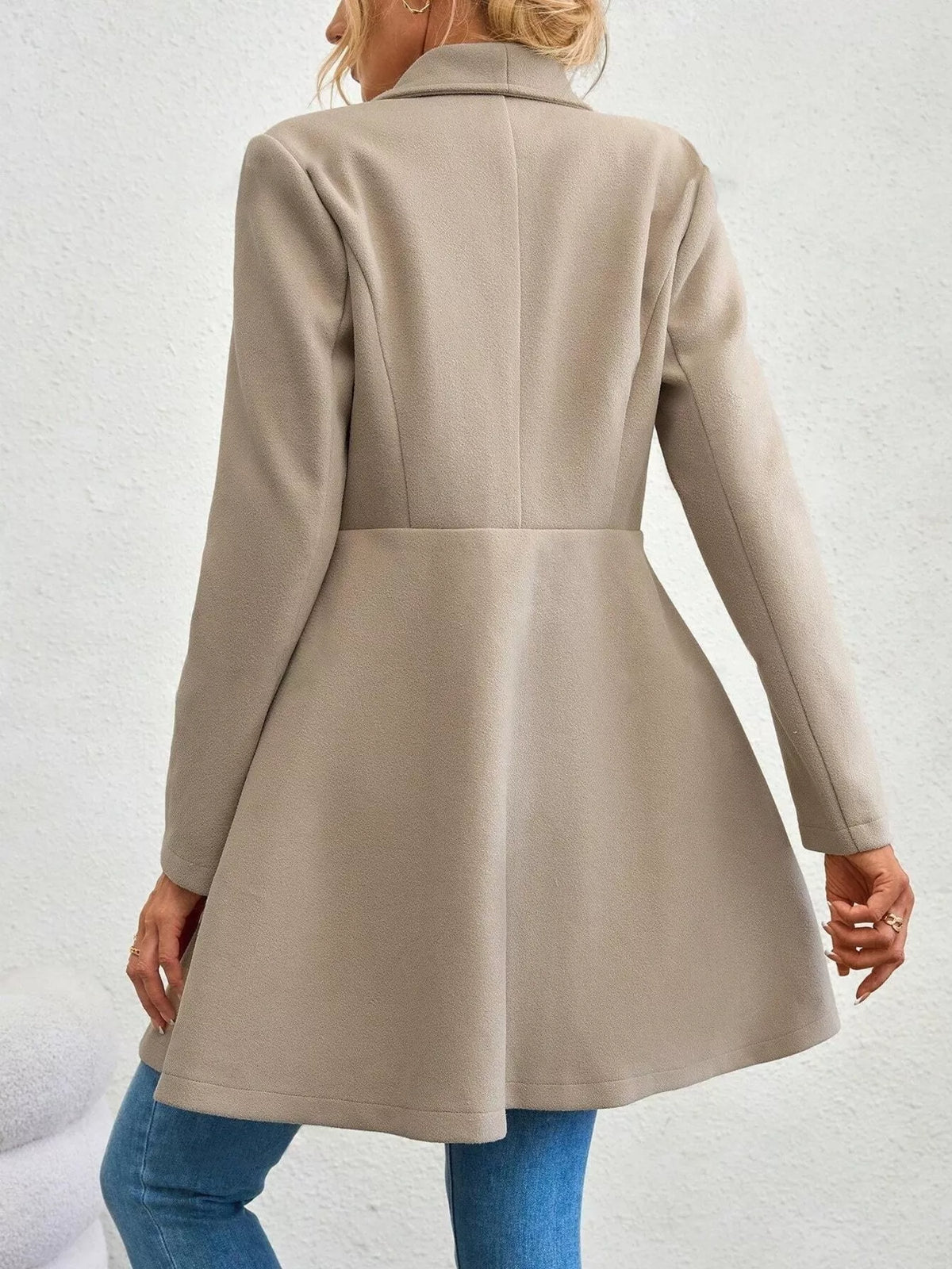 Double-breasted Wool Blend Coat (2)