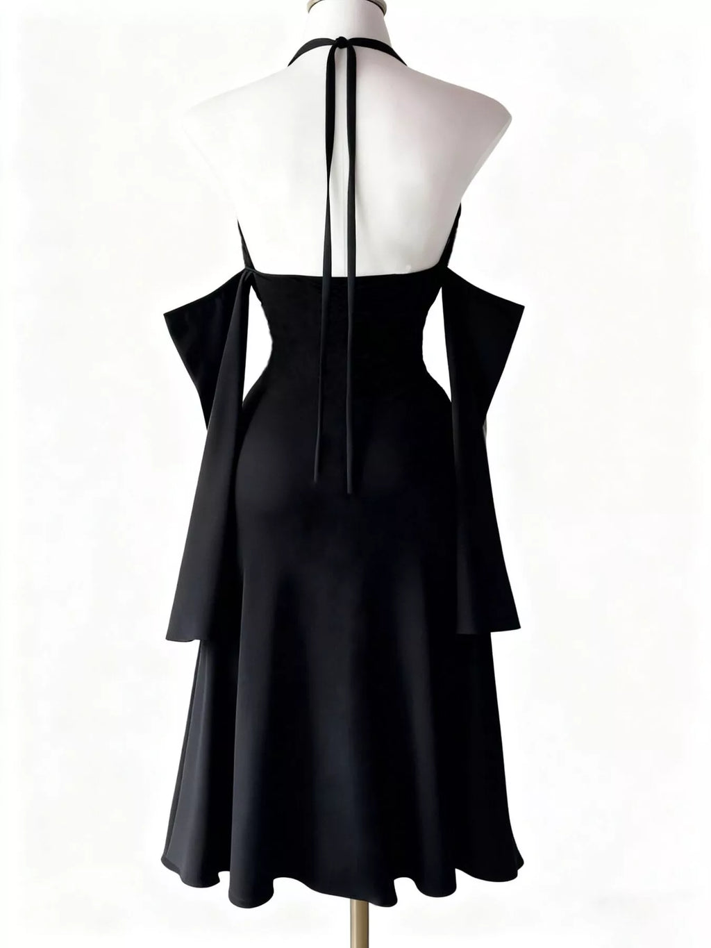 Halter Neck High-slit Bodycon Dress (9)