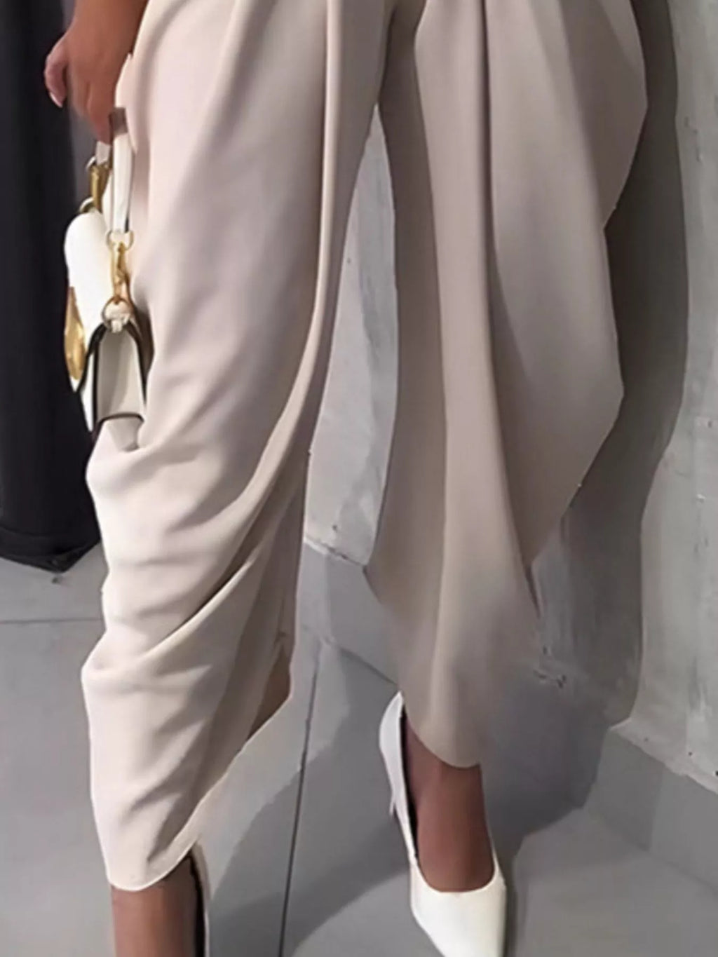 High-waisted Wide Leg Pleated Pants (3)