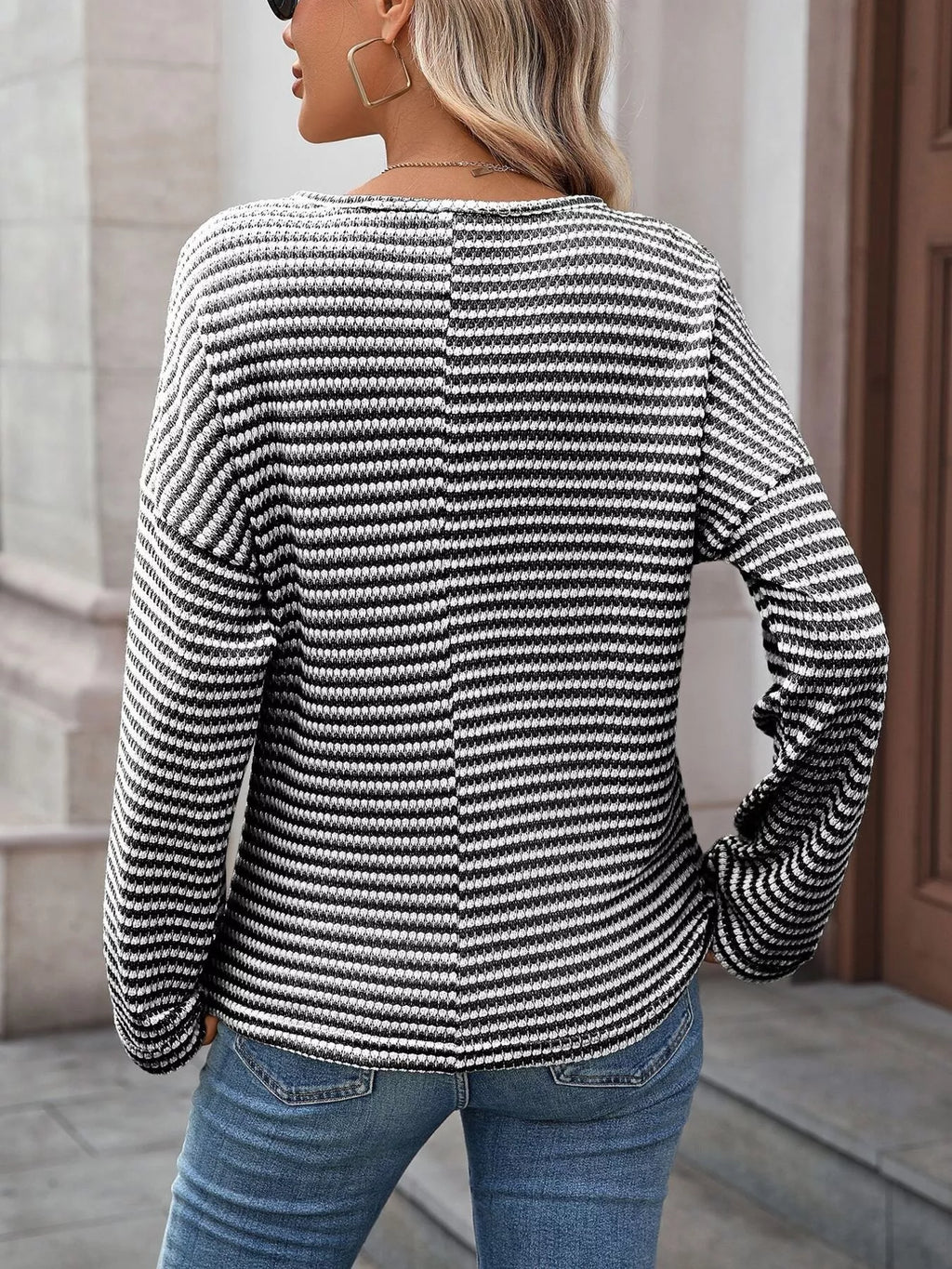 Striped Notched Long Sleeve T-shirt (13)