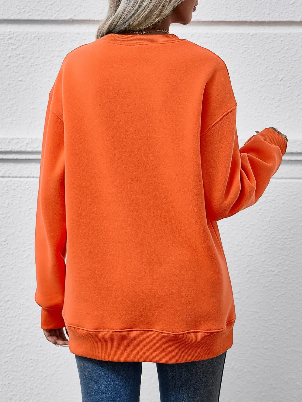 Letter Graphic Round Neck Long Sleeve Sweatshirt (2)