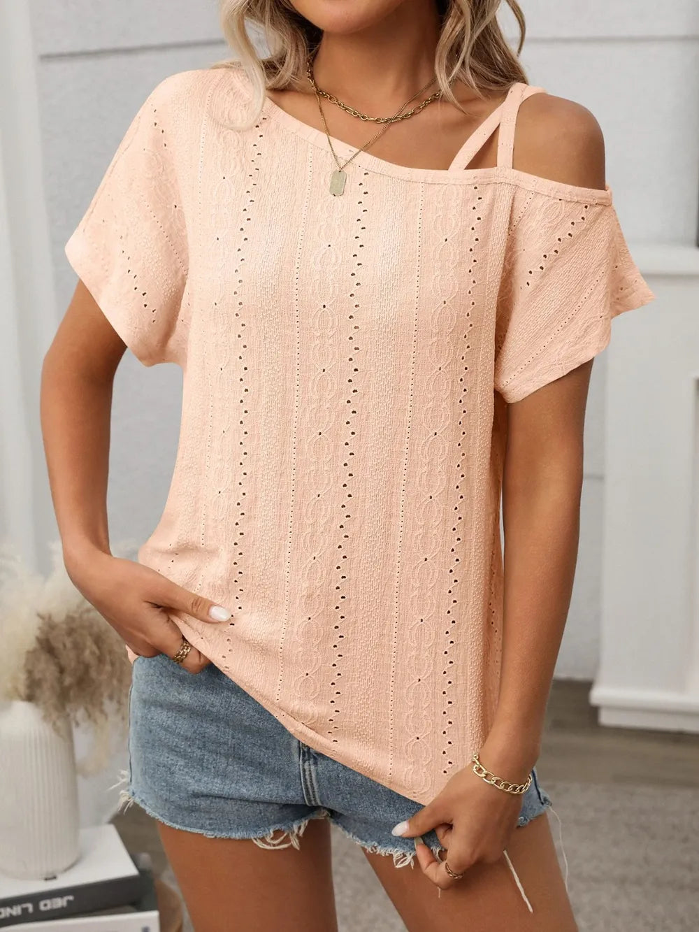 Eyelet Asymmetrical Shoulder Short Sleeve T-shirt (2)