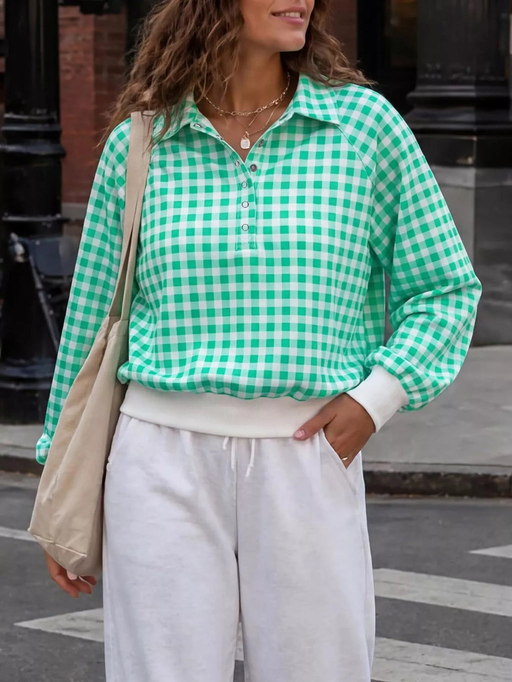 Gingham Plaid Collared Sweatshirt Ribbed Hem (12)