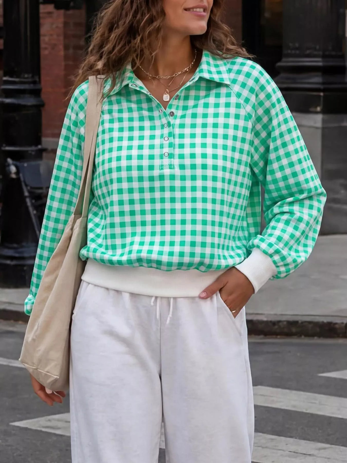 Gingham Plaid Collared Sweatshirt Ribbed Hem (12)