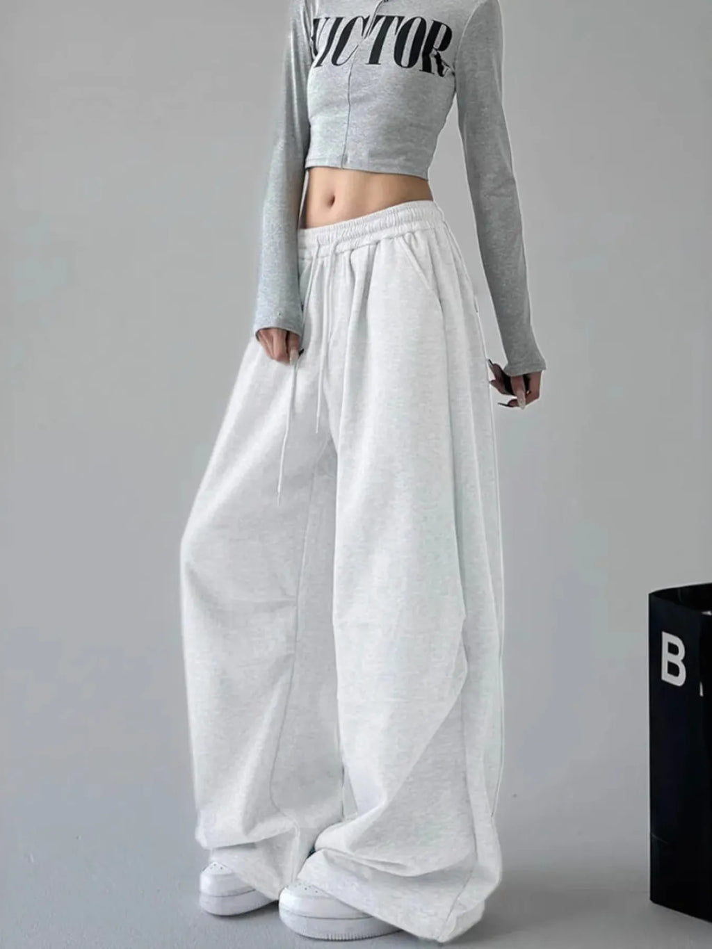 Oversized Wide Leg Drawstring Pants (2)