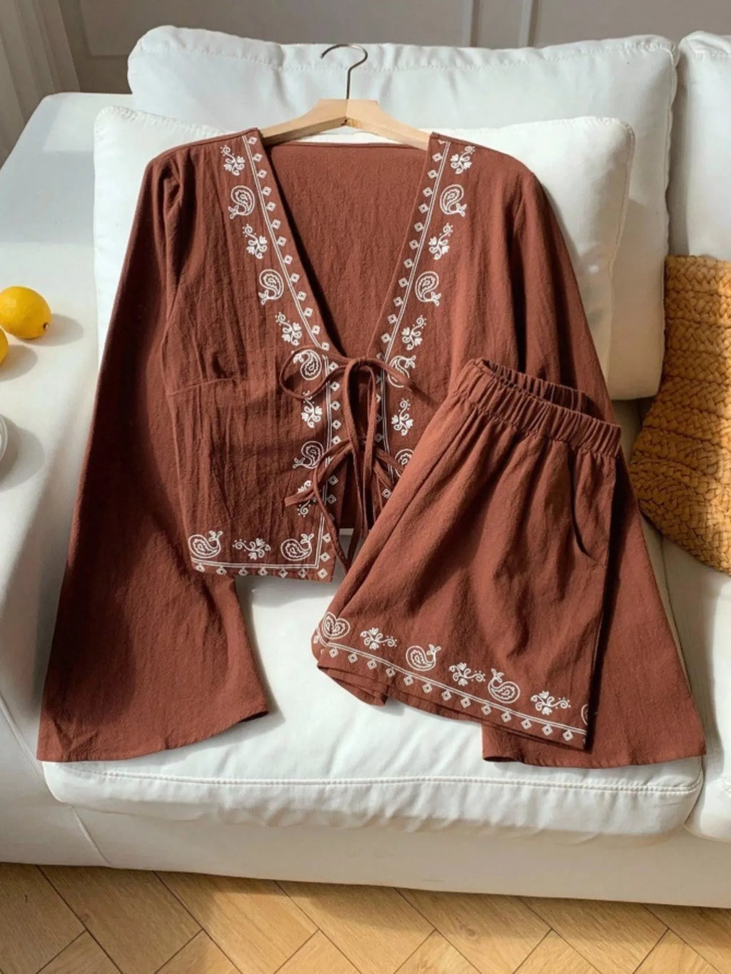 Embroidered Tie-front Top Shorts Set (7)