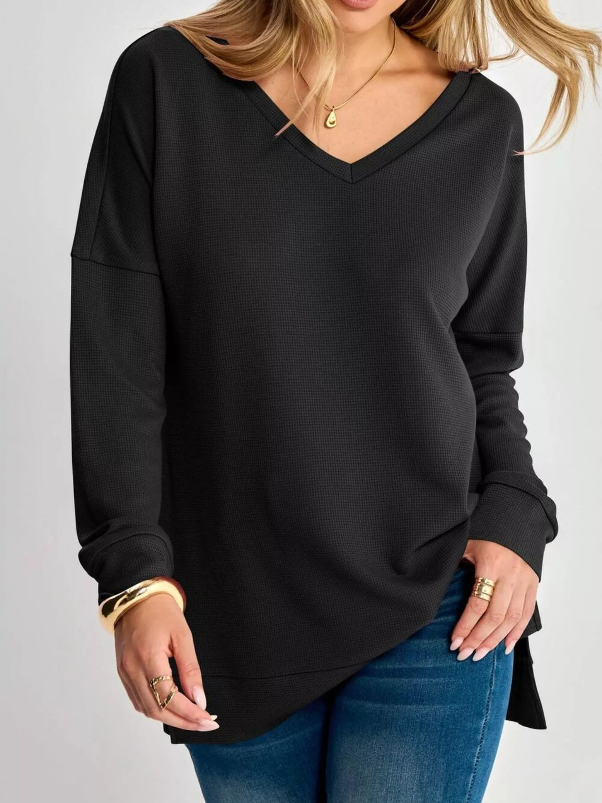 Side Slit Waffle Knit V-neck T-shirt (2)
