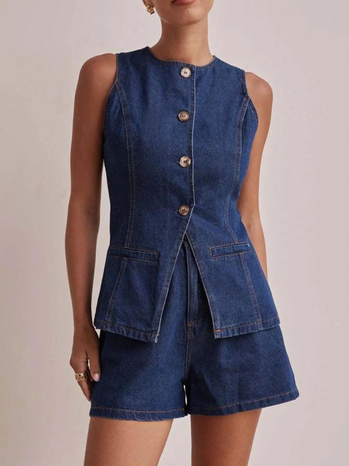 Button Down Vest Shorts Denim Set (5)