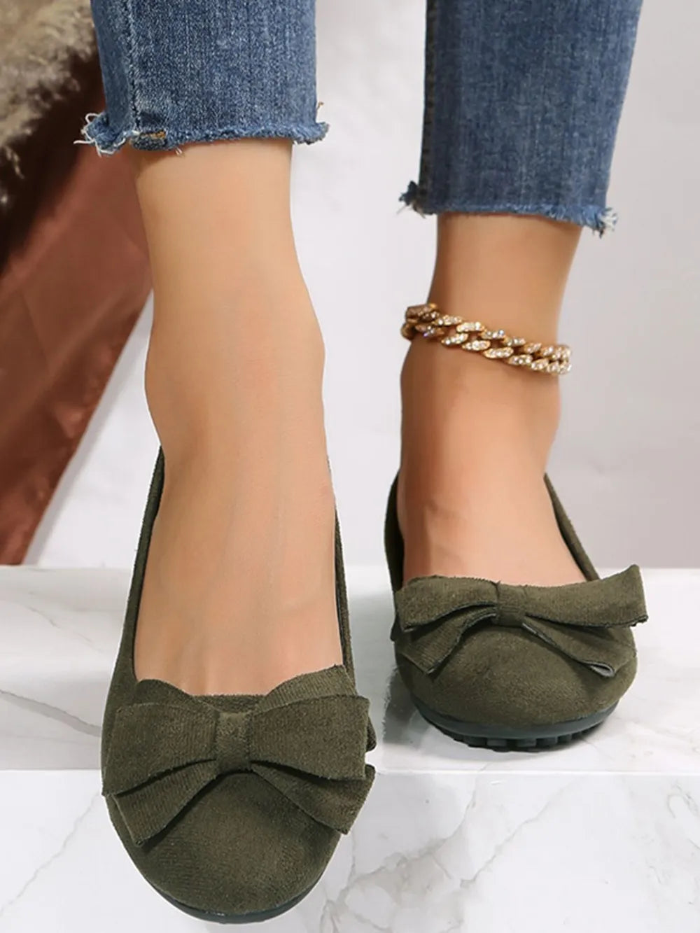 Bow Solid Color Round Toe Flat Slip-ons (5)