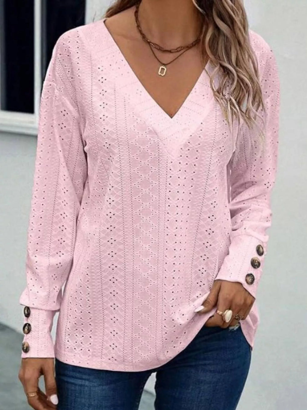 Eyelet V-neck Long Sleeve T-shirt (7)