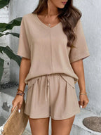 Relaxed Fit V-neck Top Shorts Two-piece Set (5)