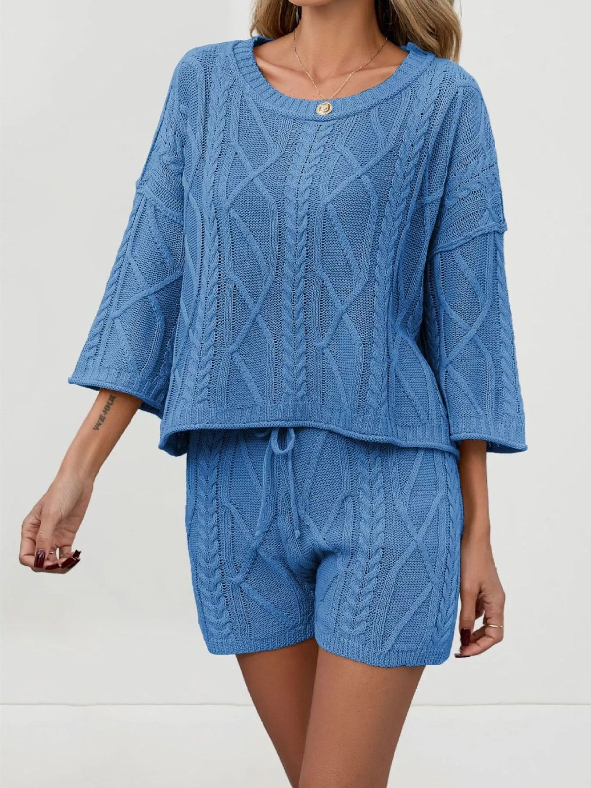 Cable Knit Round Neck Top Shorts Sweater Set (8)