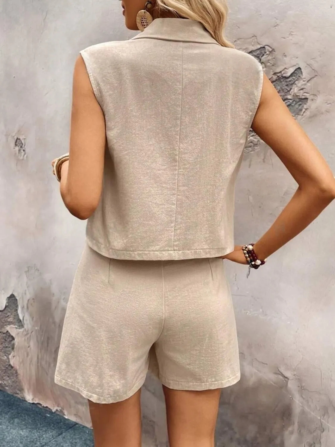 One Button Sleeveless Top Shorts Set (5)