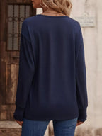 V-neck Long Sleeve T-shirt (35)