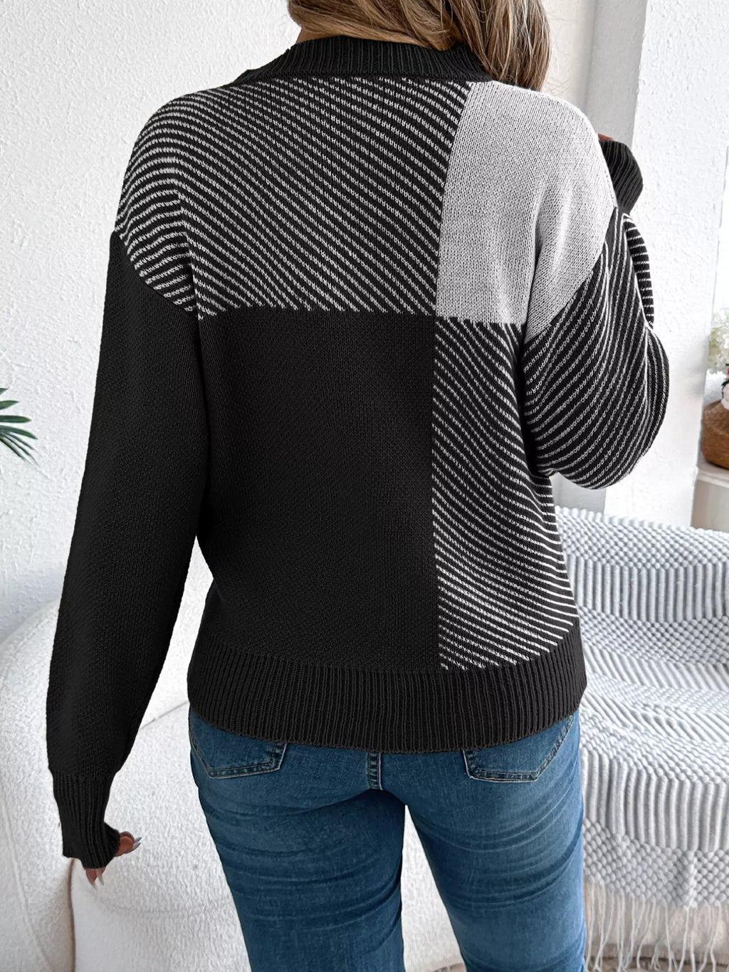 Block Striped Round Neck Sweater (14)