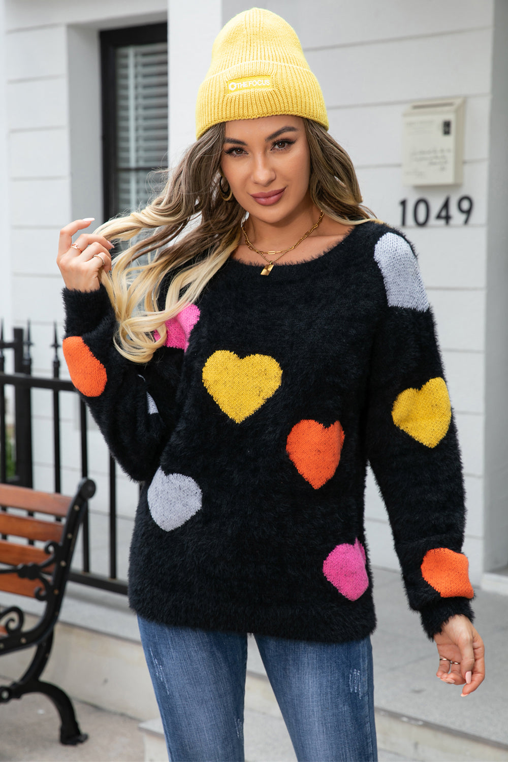 Heart Pattern Round Neck Long Sleeve Sweater (5)