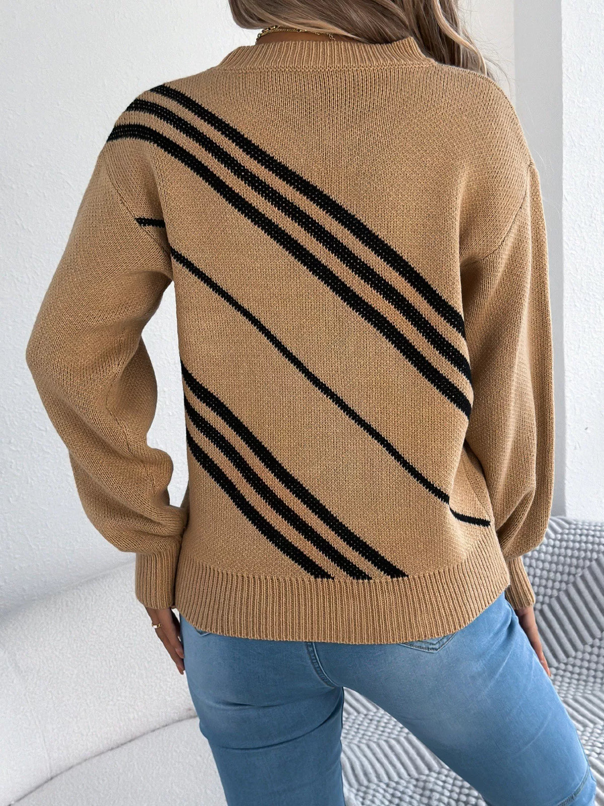 Striped Pattern Casual Round Neck Sweater (6)