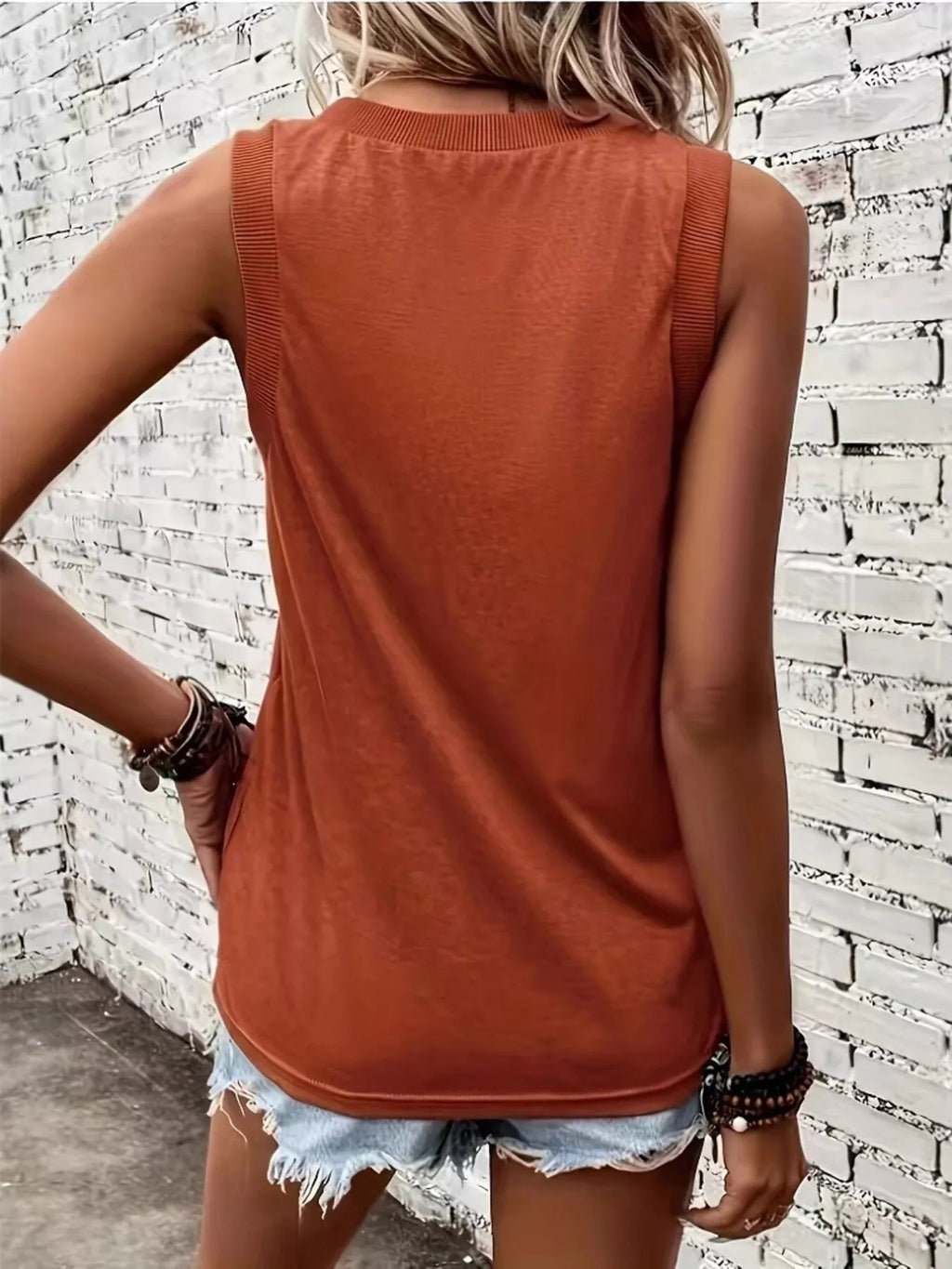 V-neck Ribbed Trim Tank (5)