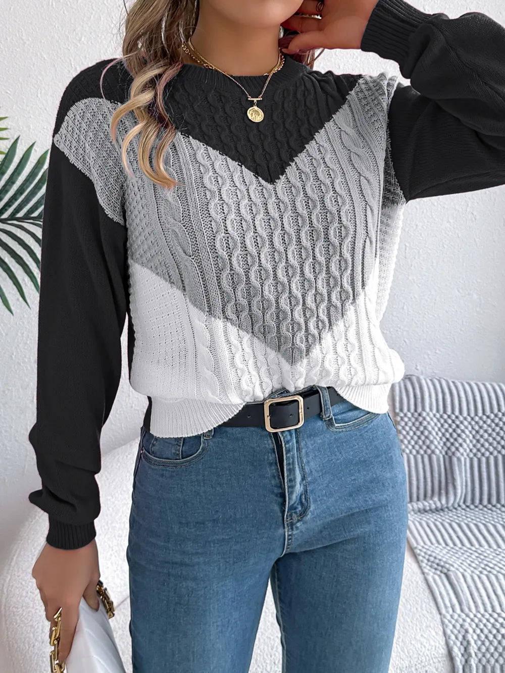 Contrast Round Neck Long Sleeve Sweater (4)
