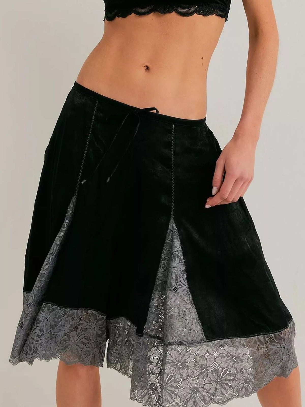 Lace Detail Shorts (7)
