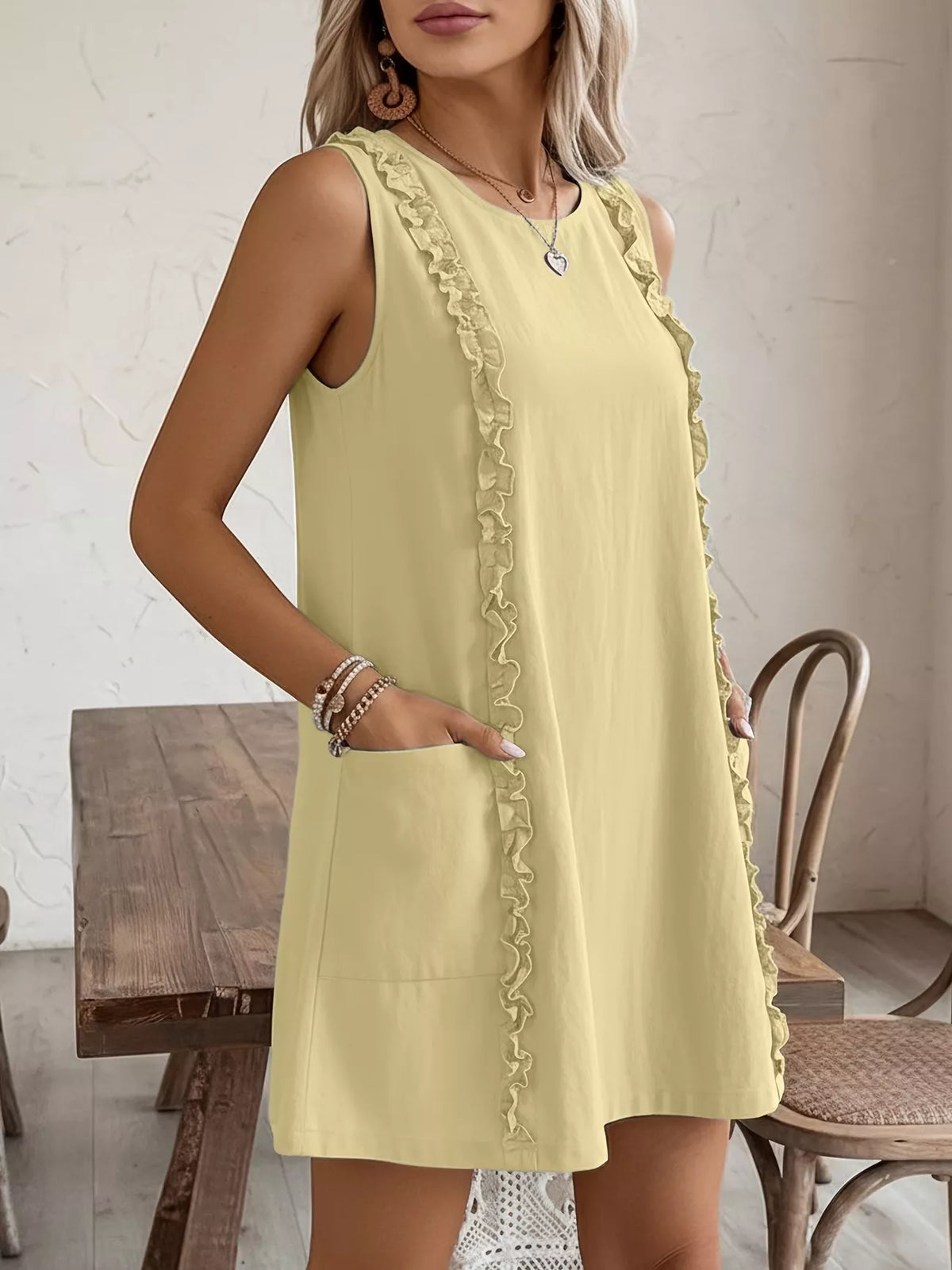 Frill Sleeveless Round Neck Dress (8)