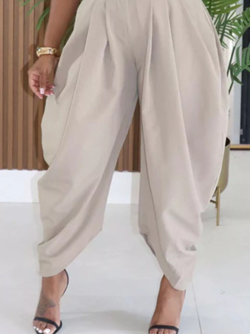 High-waisted Wide Leg Pleated Pants (15)