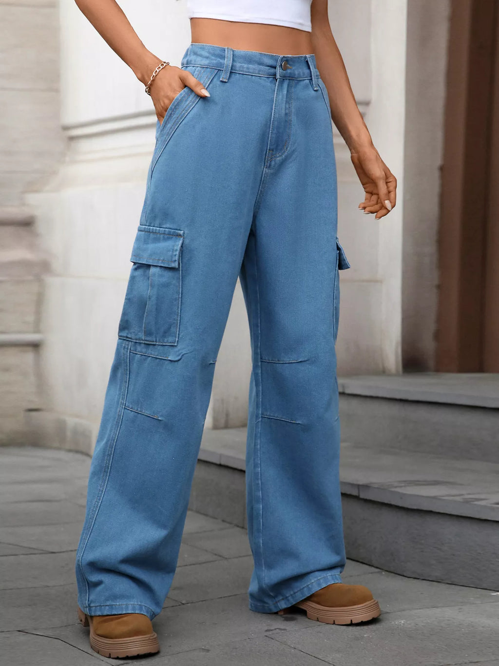 Relaxed Fit Cargo Jeans (10)