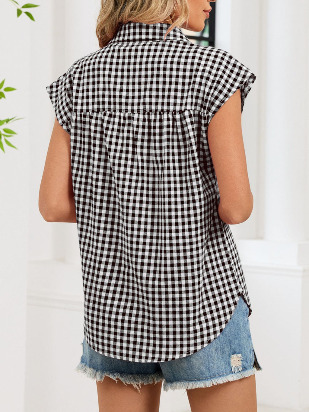 Gingham Button-down Shirt (10)