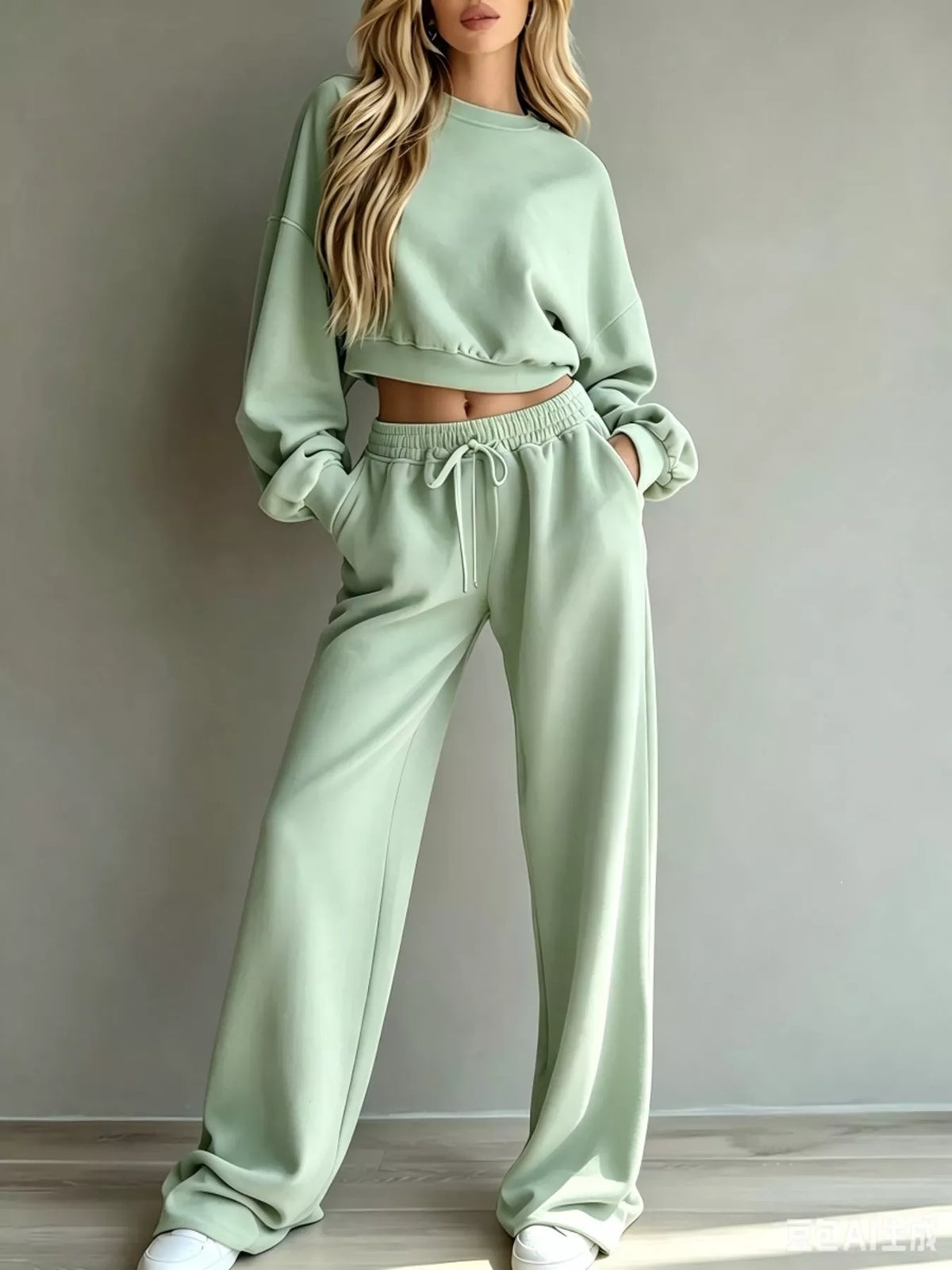 Round Neck Cropped Sweatshirt Wide-leg Pants Set (3)