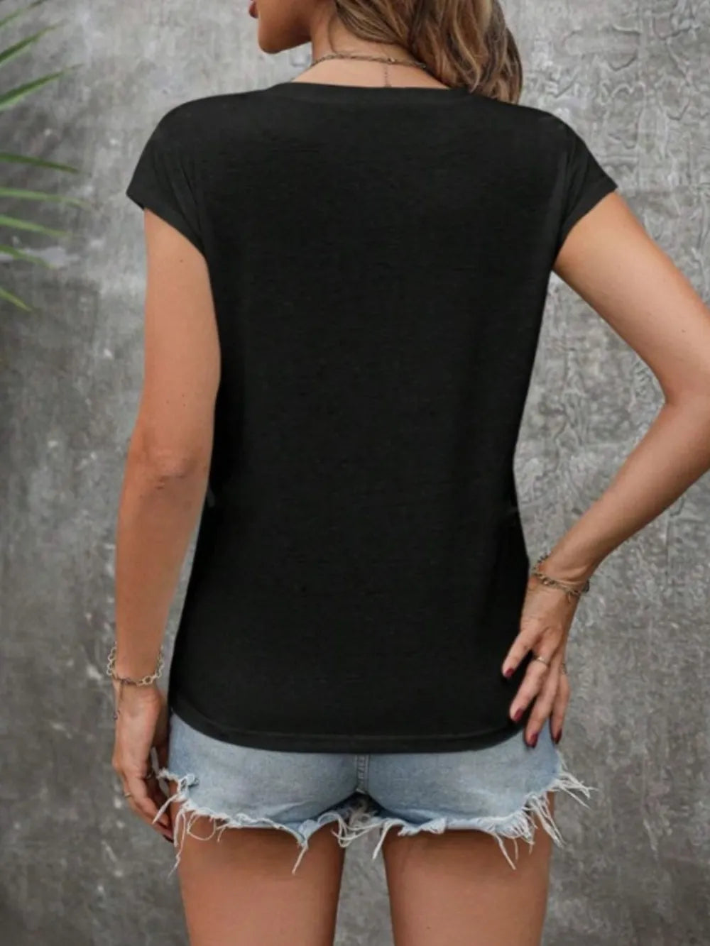 V-neck Short Sleeve T-shirt (11)